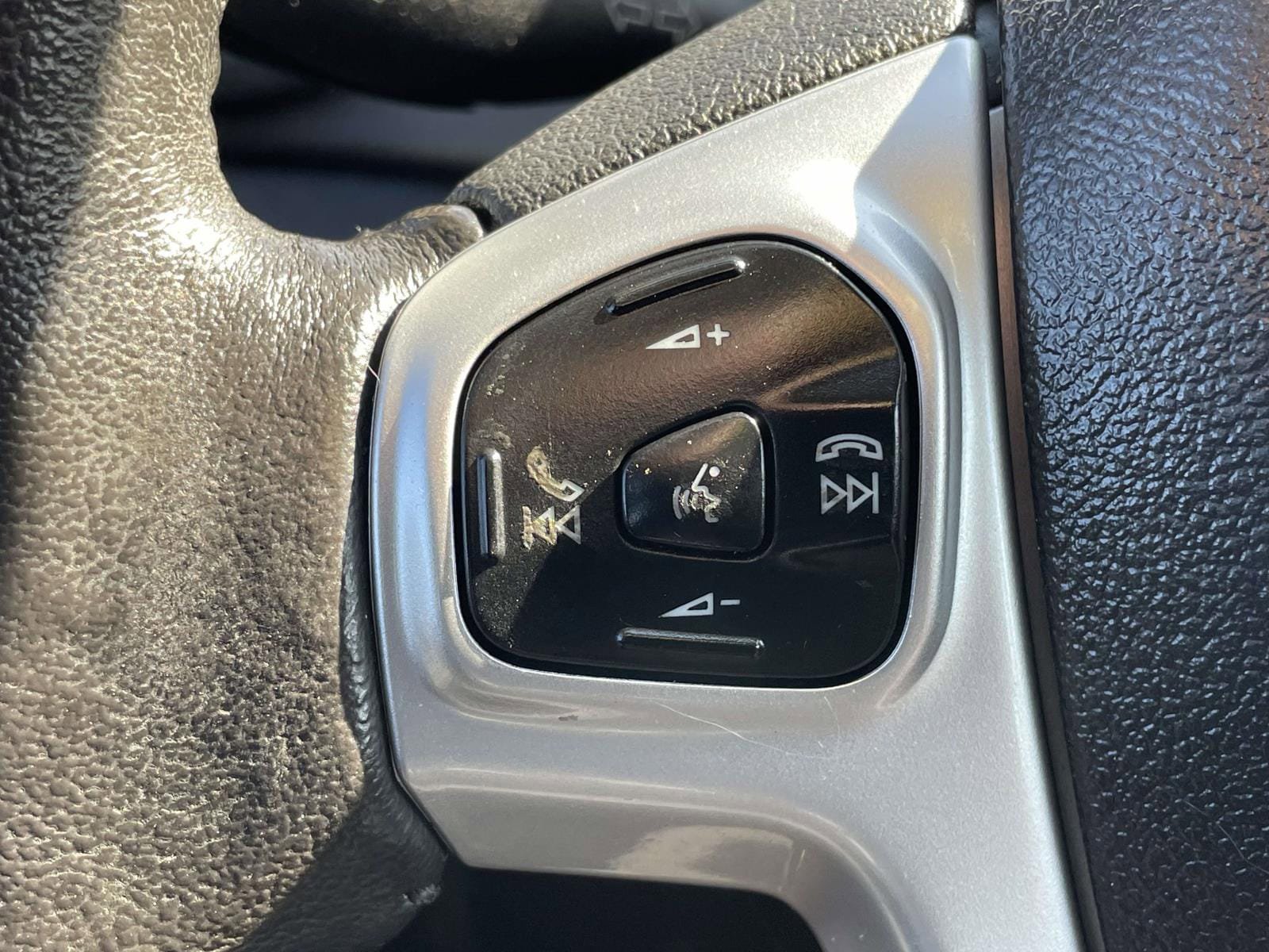 Used 2016 Ford Fiesta SE w/ Equipment Group 201A FWD image 20