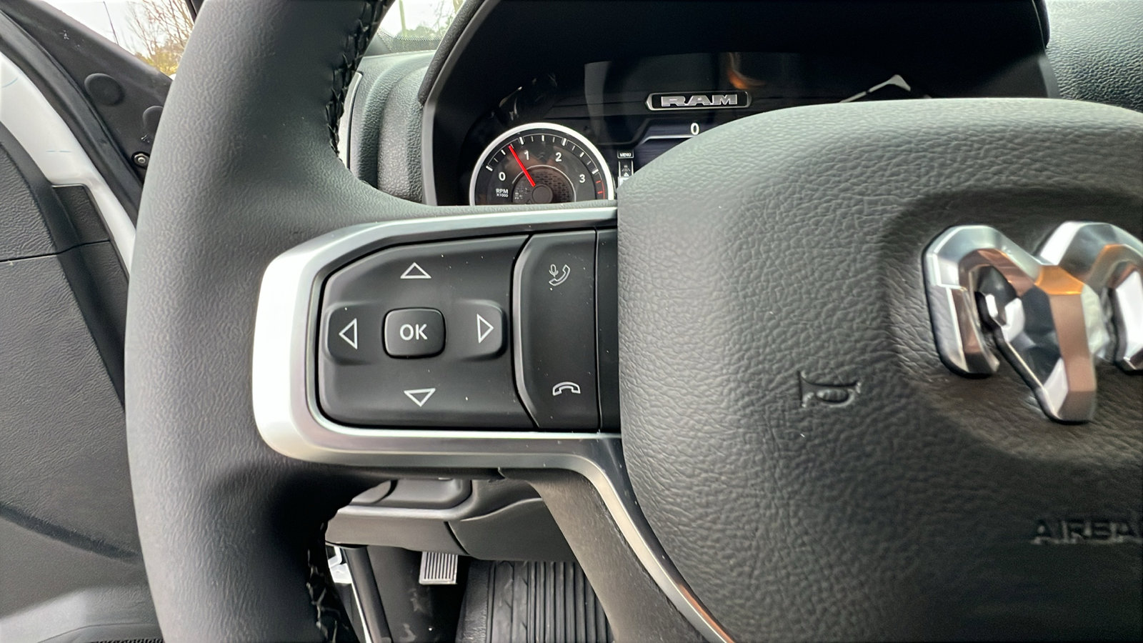 Used 2025 RAM 5500 Tradesman w/ Safety Group image 30