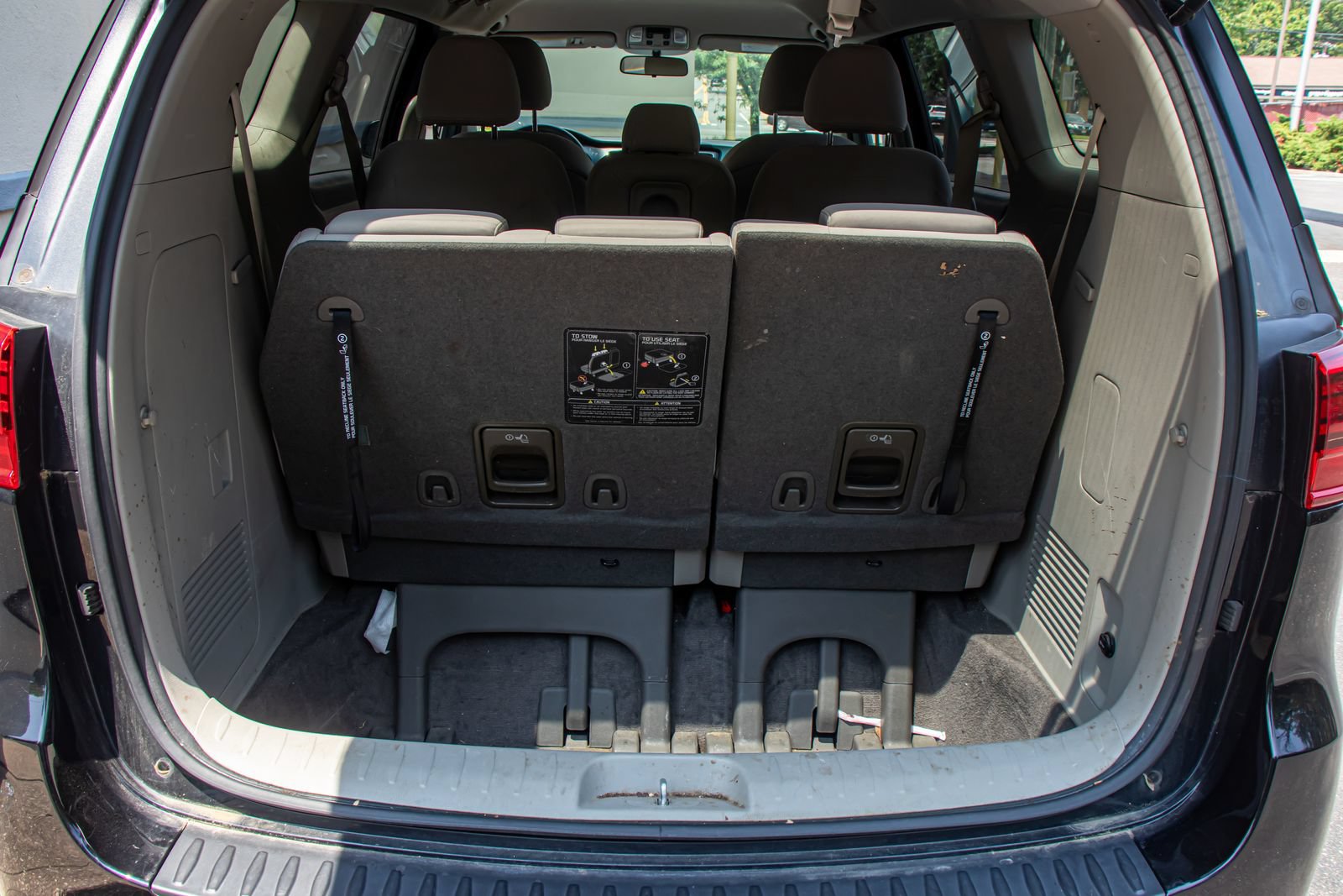 Used 2020 Kia Sedona LX FWD image 20