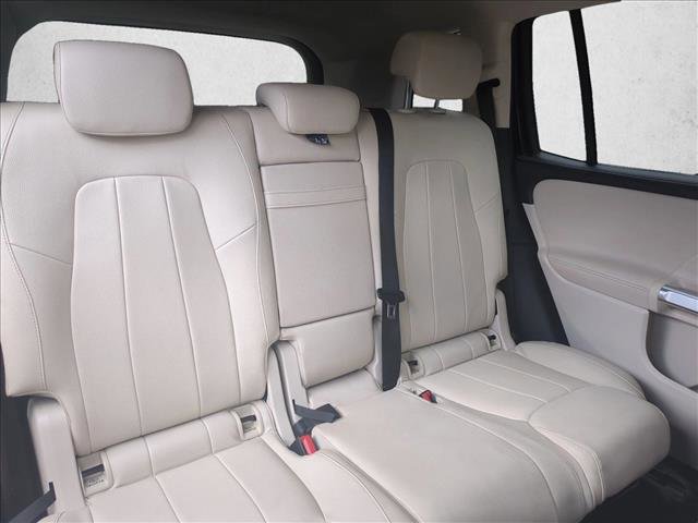 Used 2020 Mercedes-Benz GLB 250 w/ Premium Package image 20