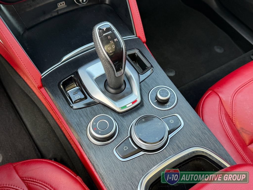 Used 2020 Alfa Romeo Stelvio w/ Nero Edizione RWD image 26