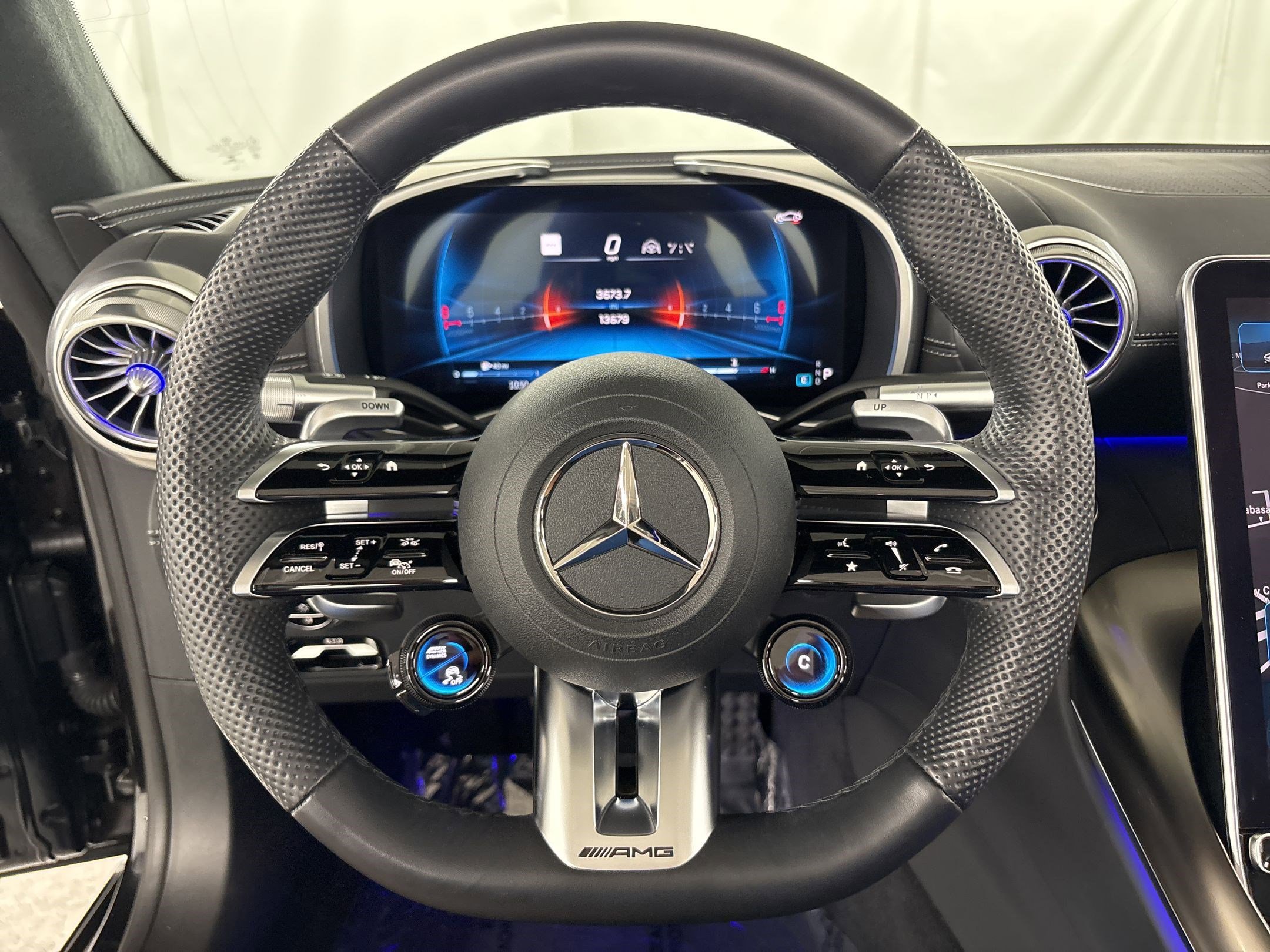 Certified 2022 Mercedes-Benz SL 63 AMG 4MATIC image 14