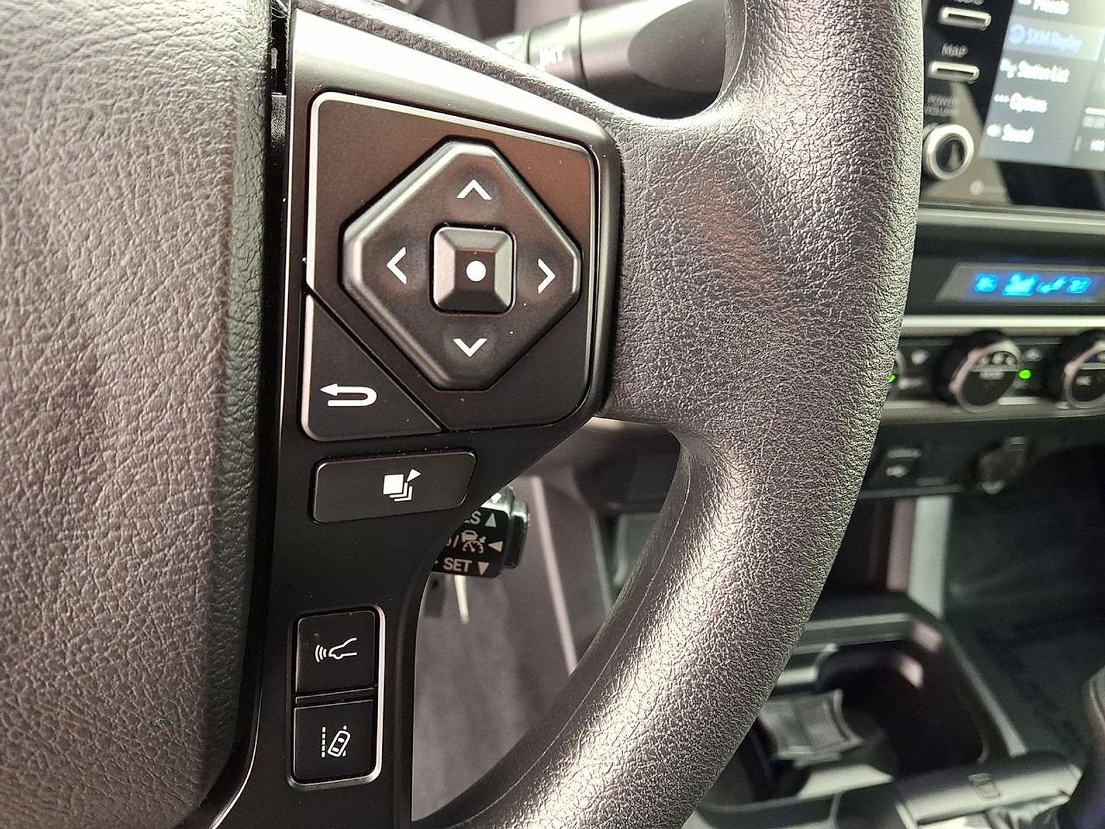 Certified 2021 Toyota Tacoma SR image 18