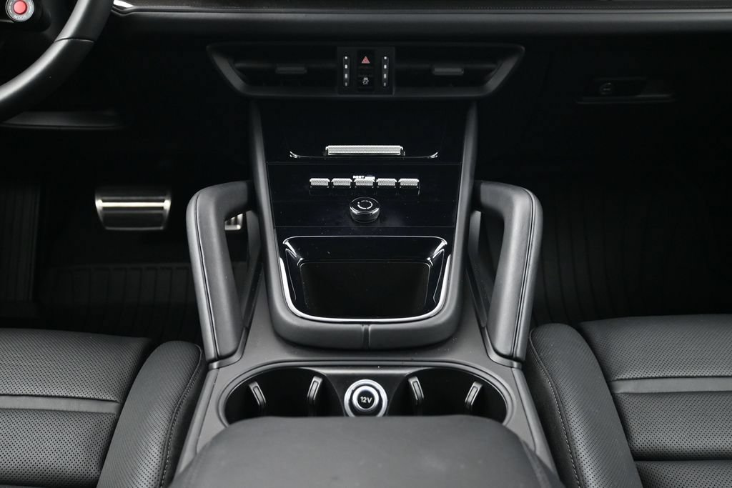 Certified 2025 Porsche Cayenne Turbo GT AWD/4WD image 10