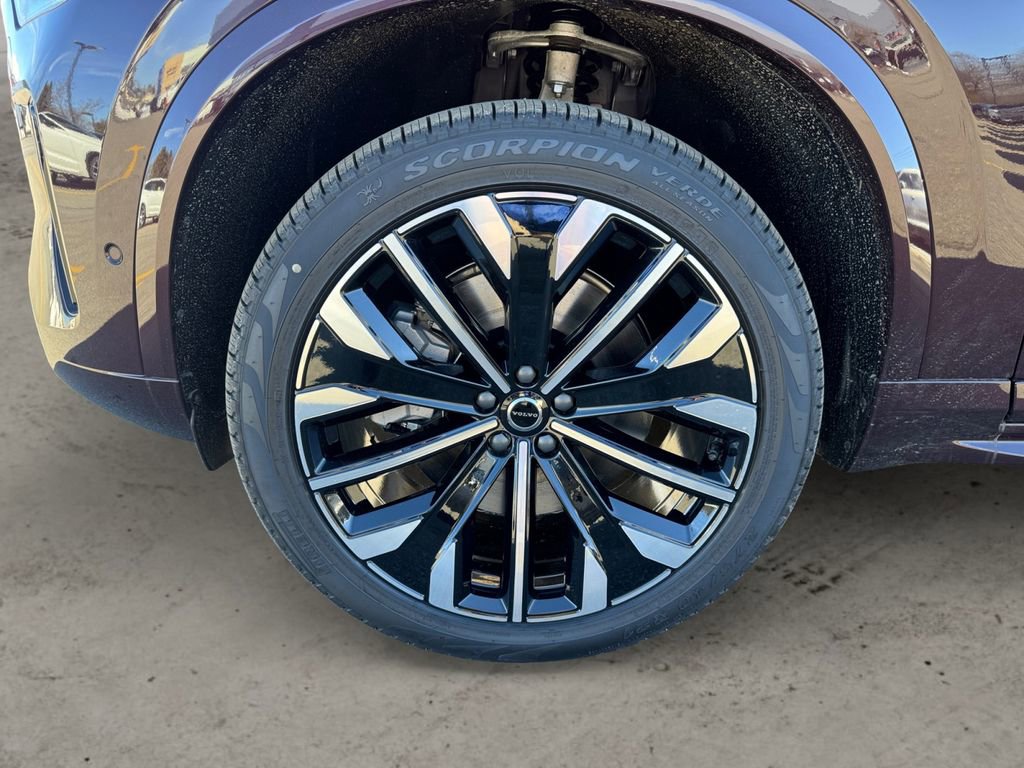 New 2026 Volvo XC90 T8 Ultra w/ Protection Package Premier image 7