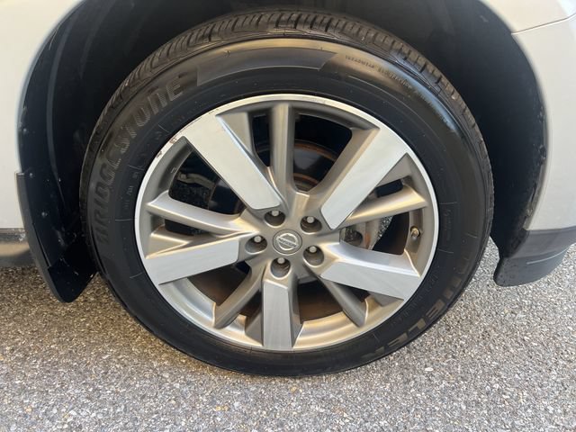 Used 2015 Nissan Pathfinder Platinum w/ Cargo Package AWD/4WD image 24