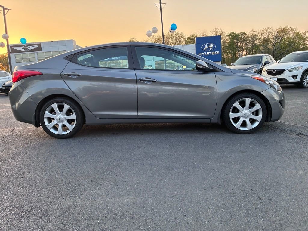 Used 2013 Hyundai Elantra Limited FWD image 8