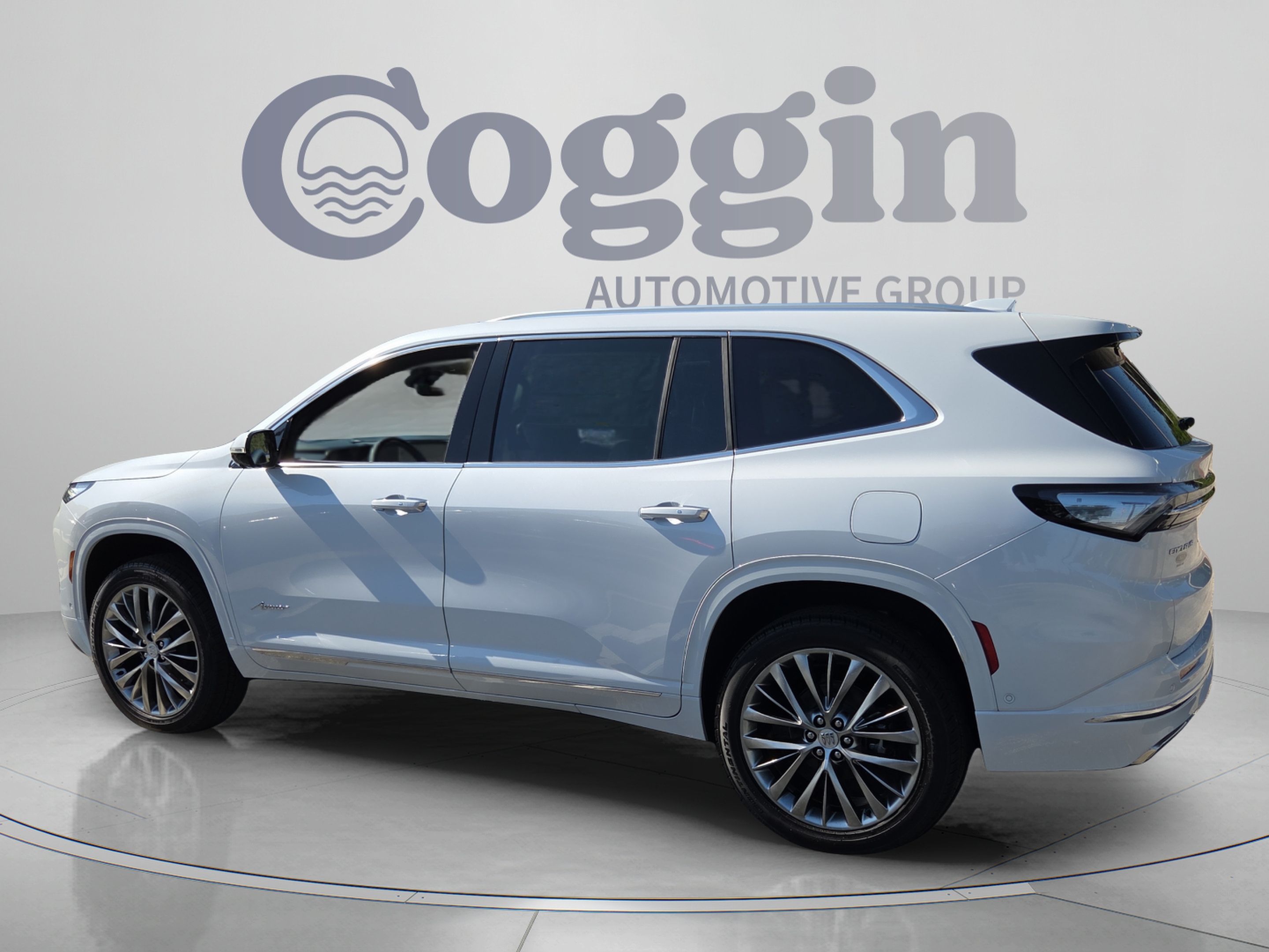 New 2026 Buick Enclave Avenir w/ Super Cruise Package FWD image 3