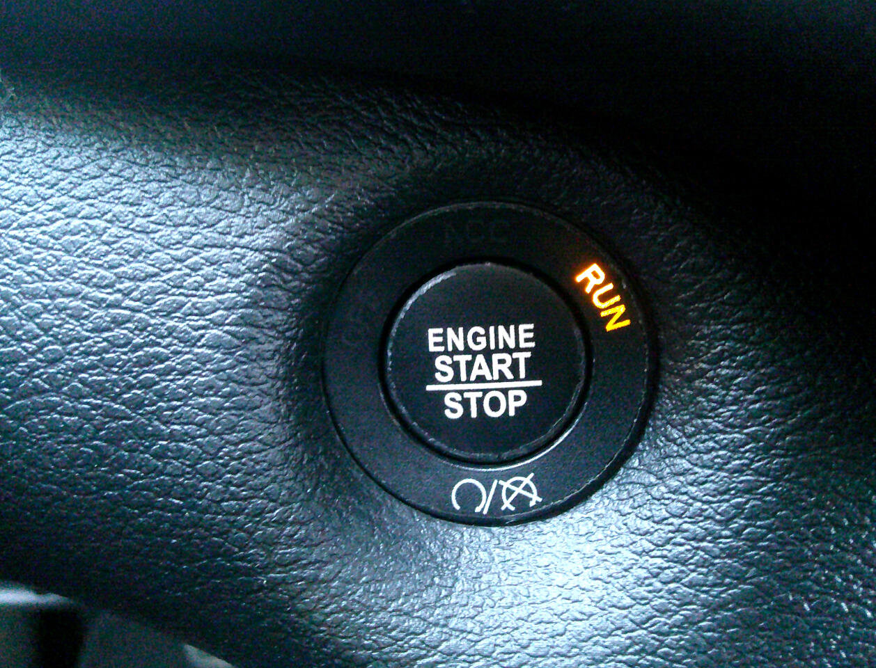 Used 2019 Jeep Cherokee Overland w/ Trailer Tow Group image 23