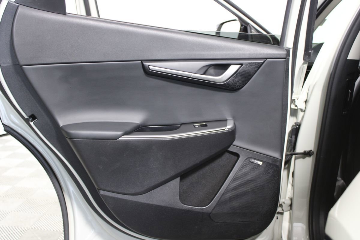 Used 2024 Kia EV6 Wind RWD image 21