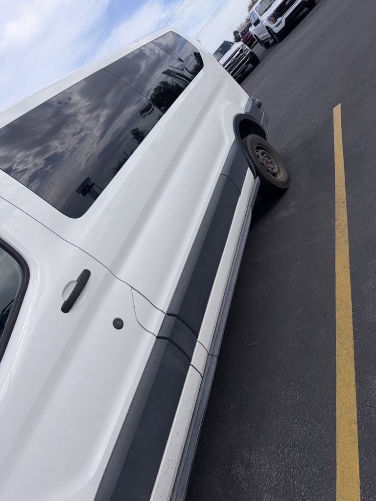 Used 2016 Ford Transit 350 XLT image 15