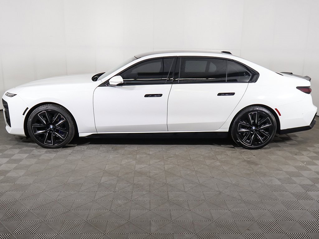 Used 2023 BMW 760i xDrive w/ Parking Assistance Package image 20