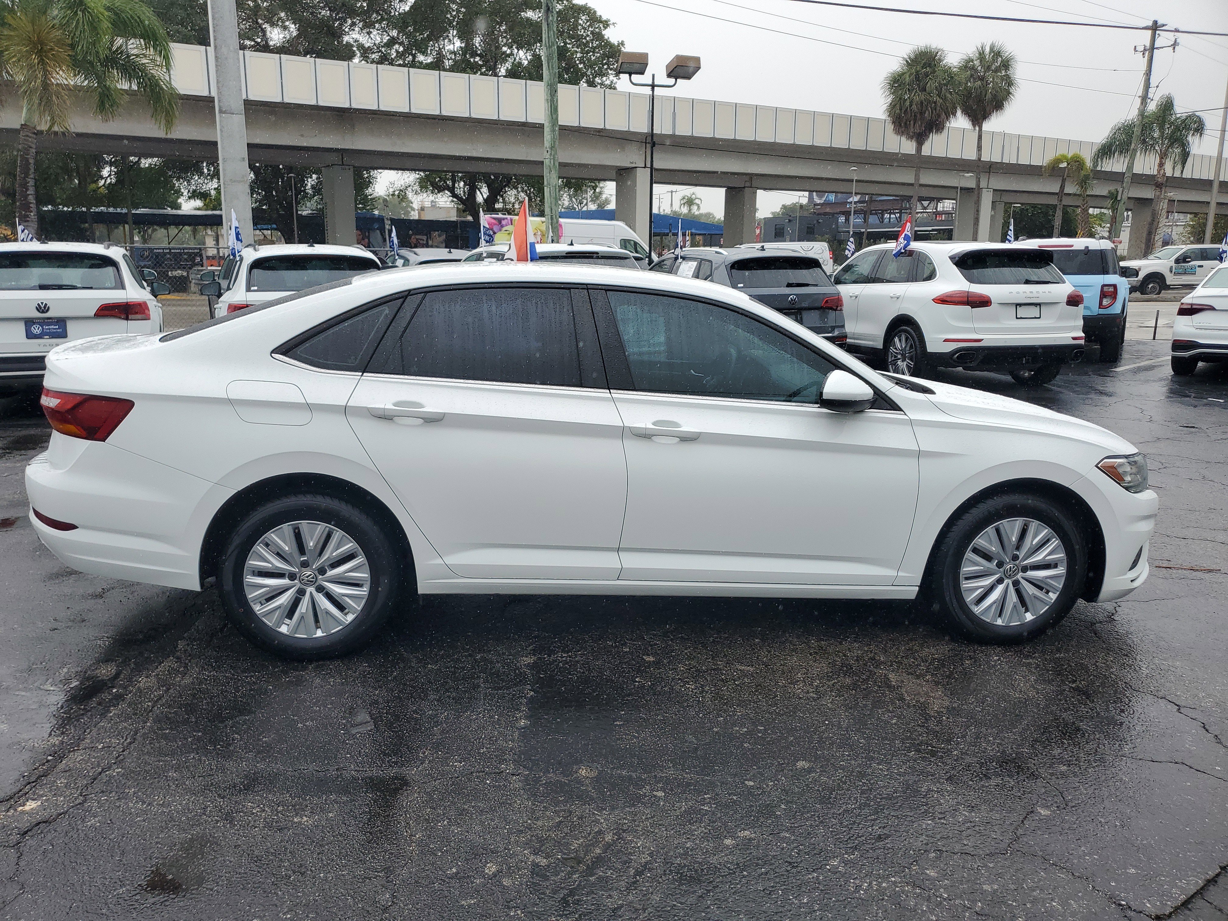Used 2019 Volkswagen Jetta S image 6