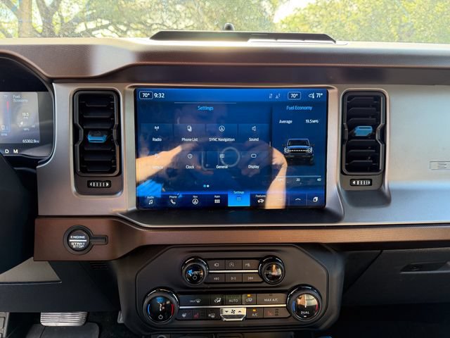 Used 2022 Ford Bronco Outer Banks AWD/4WD image 14