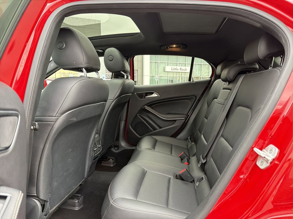 Used 2018 Mercedes-Benz GLA 250 4MATIC image 14