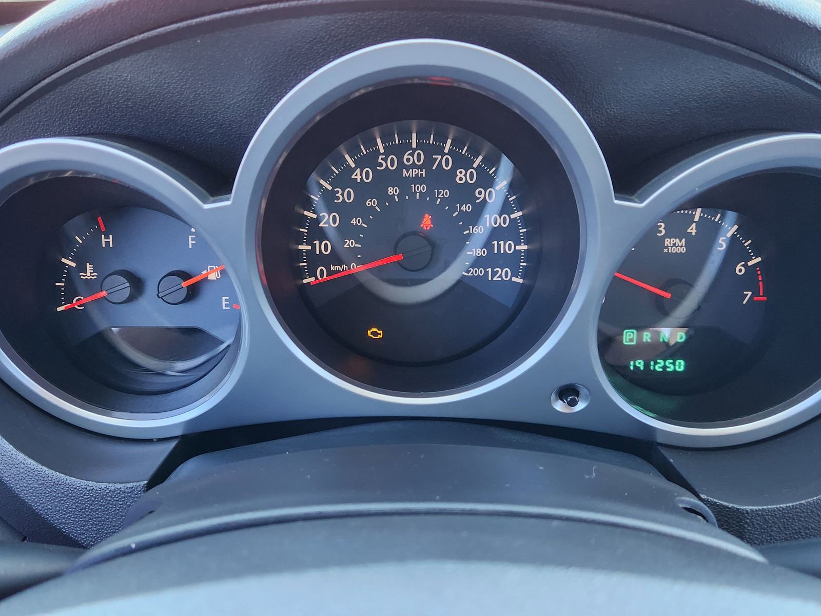 Used 2010 Chrysler Sebring Limited image 19