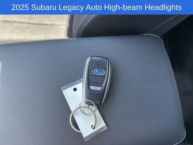 Used 2025 Subaru Legacy Premium AWD/4WD image 30
