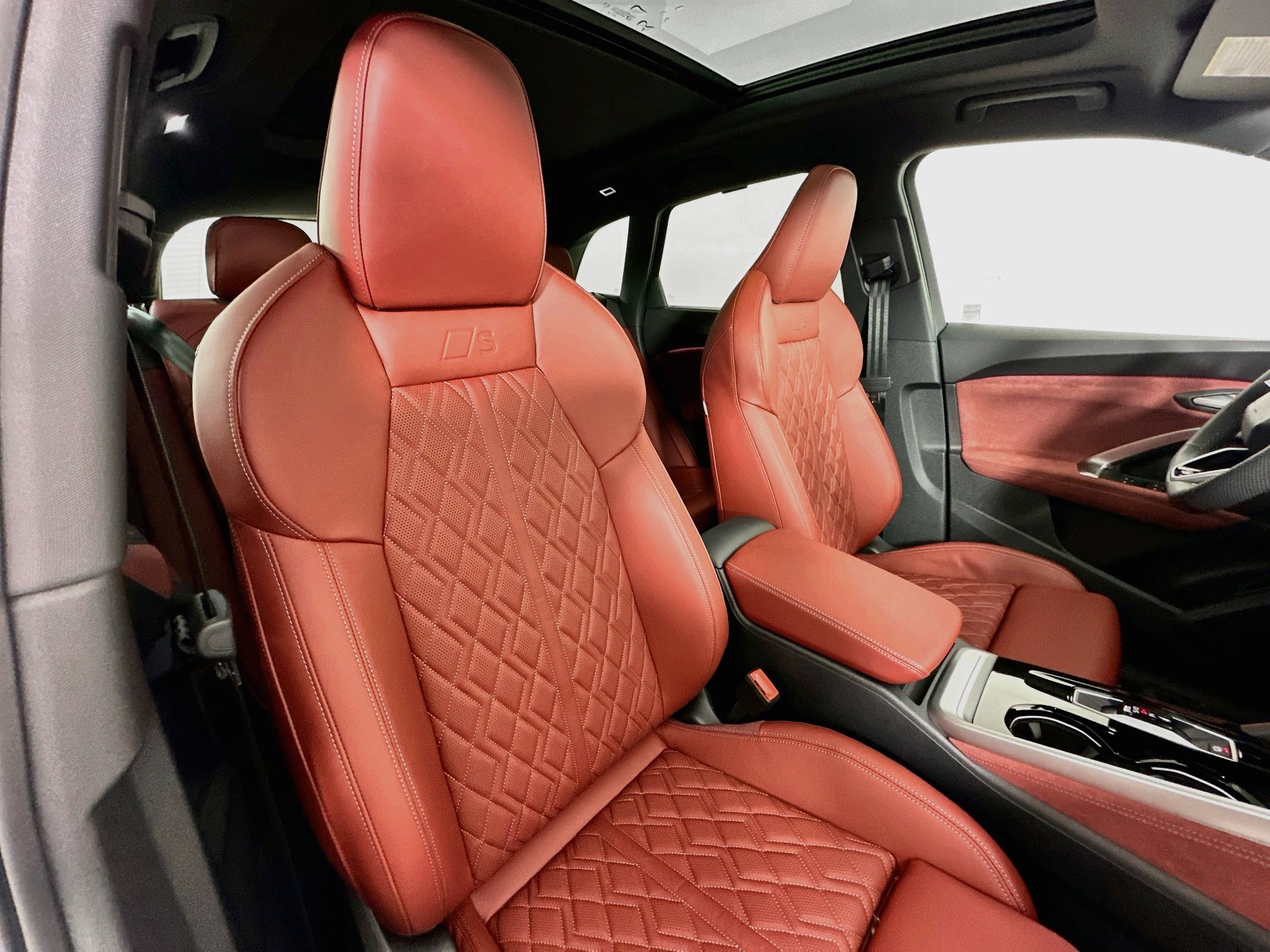 New 2026 Audi SQ5 Premium Plus AWD/4WD image 28