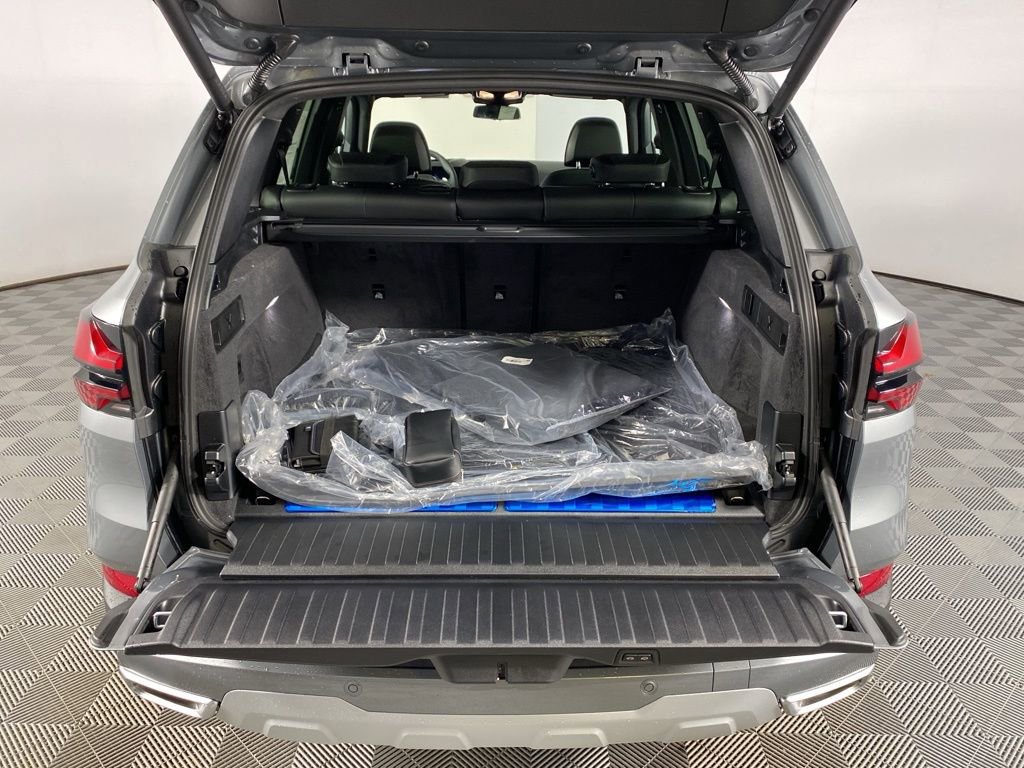New 2026 BMW X5 xDrive50e w/ Climate Comfort Package image 28