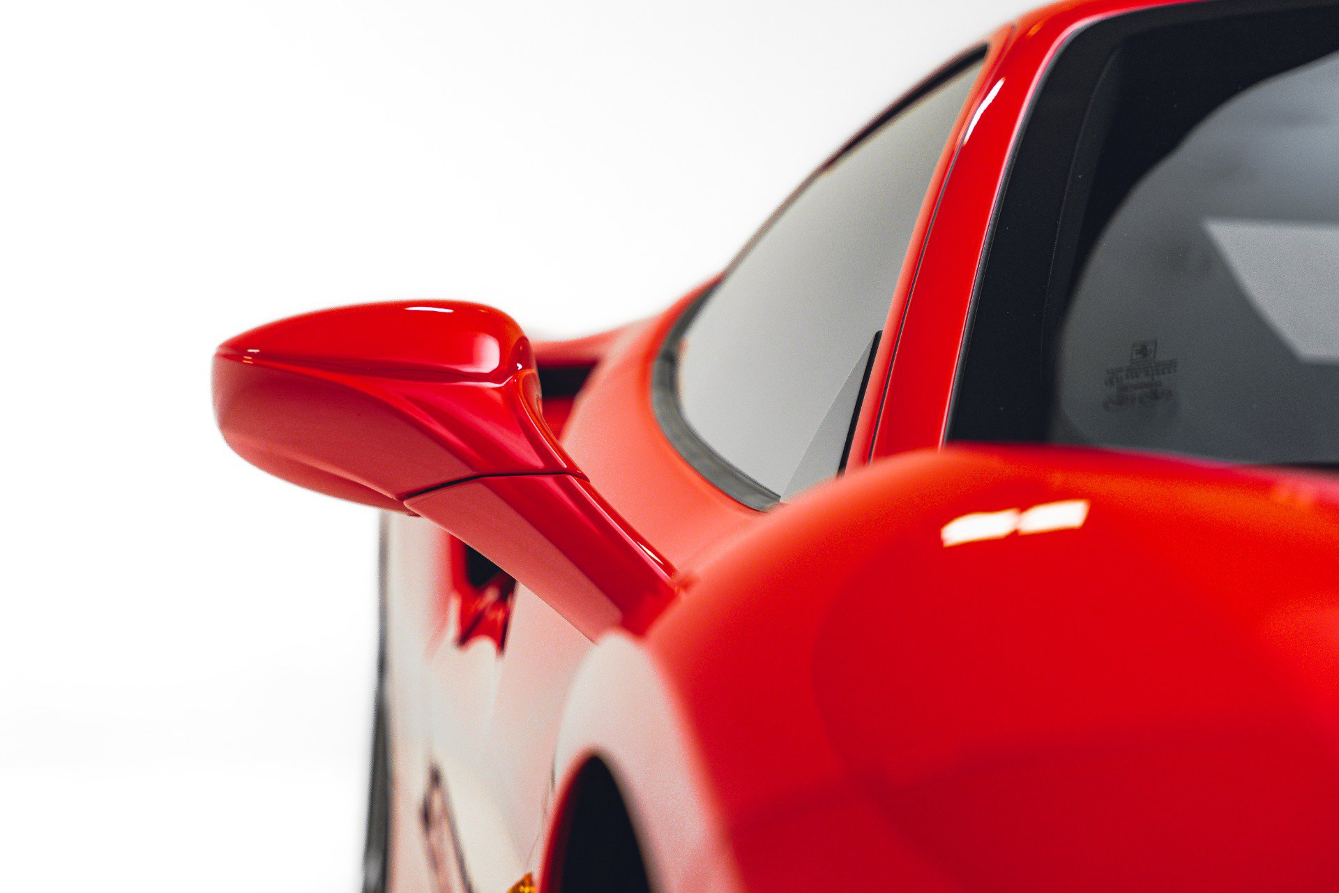 Used 2017 Ferrari 488 GTB RWD image 27