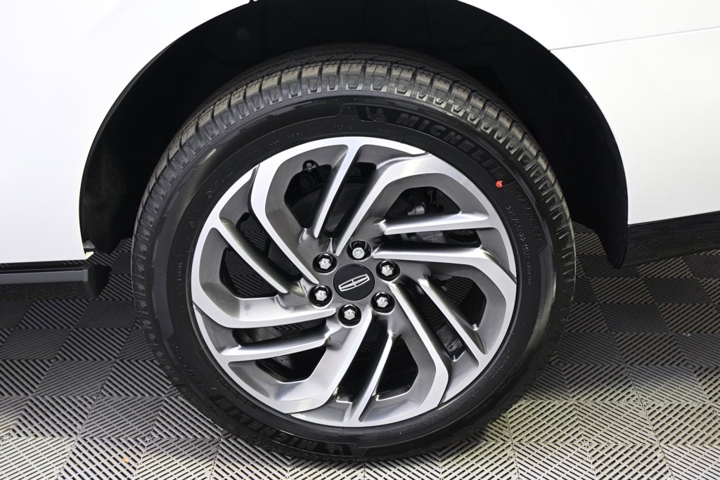 New 2025 Lincoln Navigator Reserve image 20