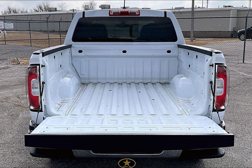 Used 2019 GMC Canyon 2WD Crew Cab w/ Convenience Package image 39