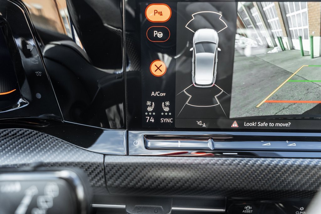 Used 2023 Volkswagen Golf 20th Anniversary Edition image 20