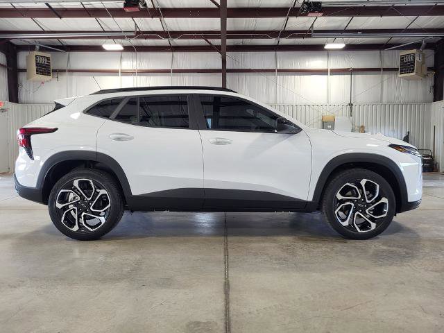 New 2026 Chevrolet Trax RS w/ Sunroof Package image 7