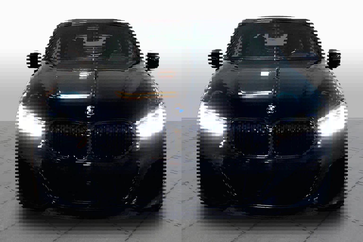 Used 2022 BMW M850i xDrive Convertible image 3