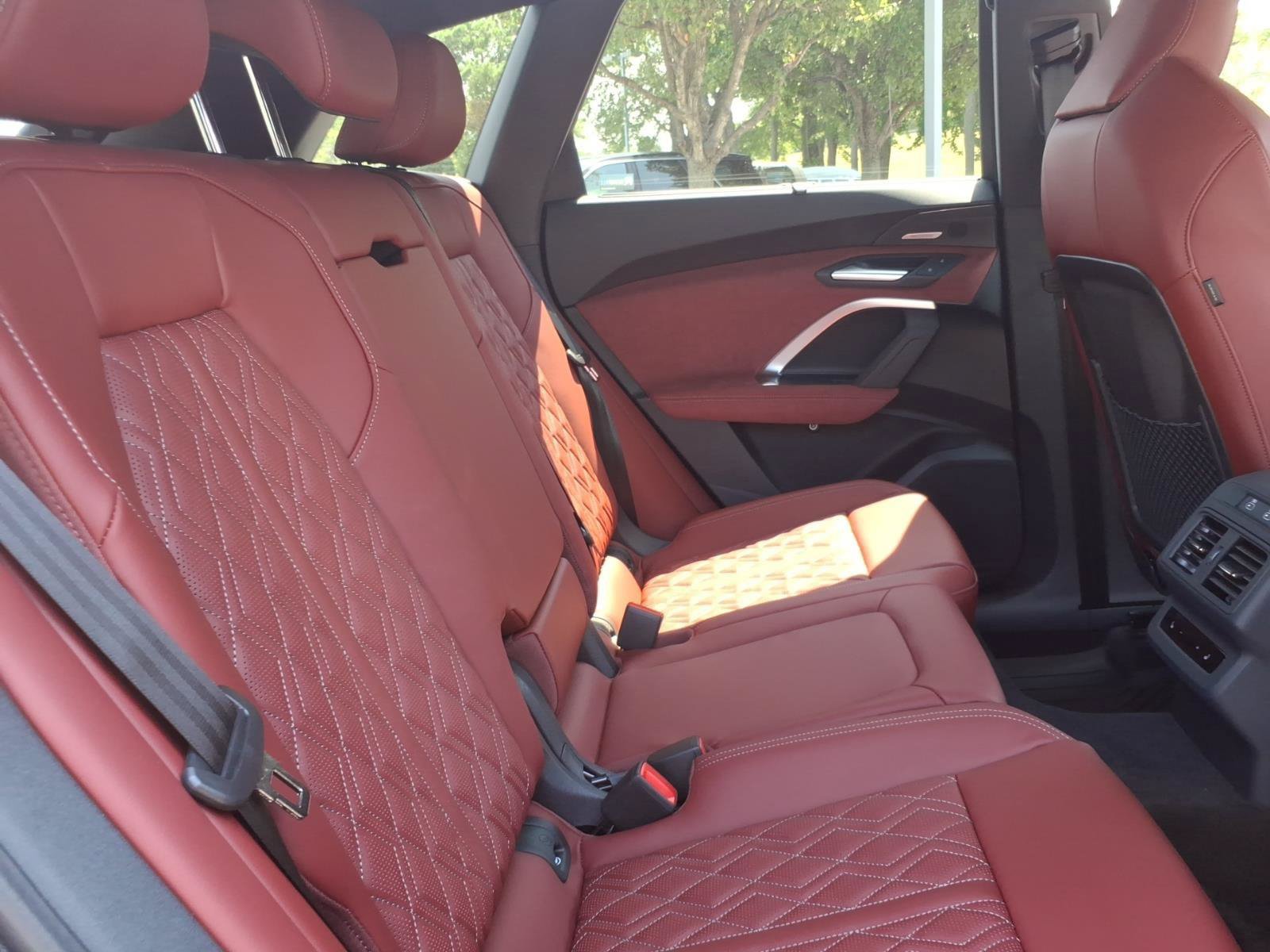 New 2026 Audi SQ5 Prestige AWD/4WD image 23