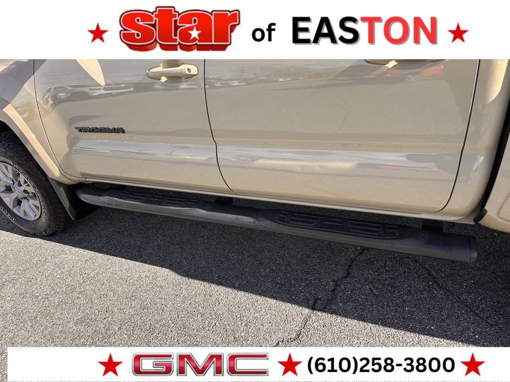 Used 2018 Toyota Tacoma SR5 w/ Exterior Package image 28