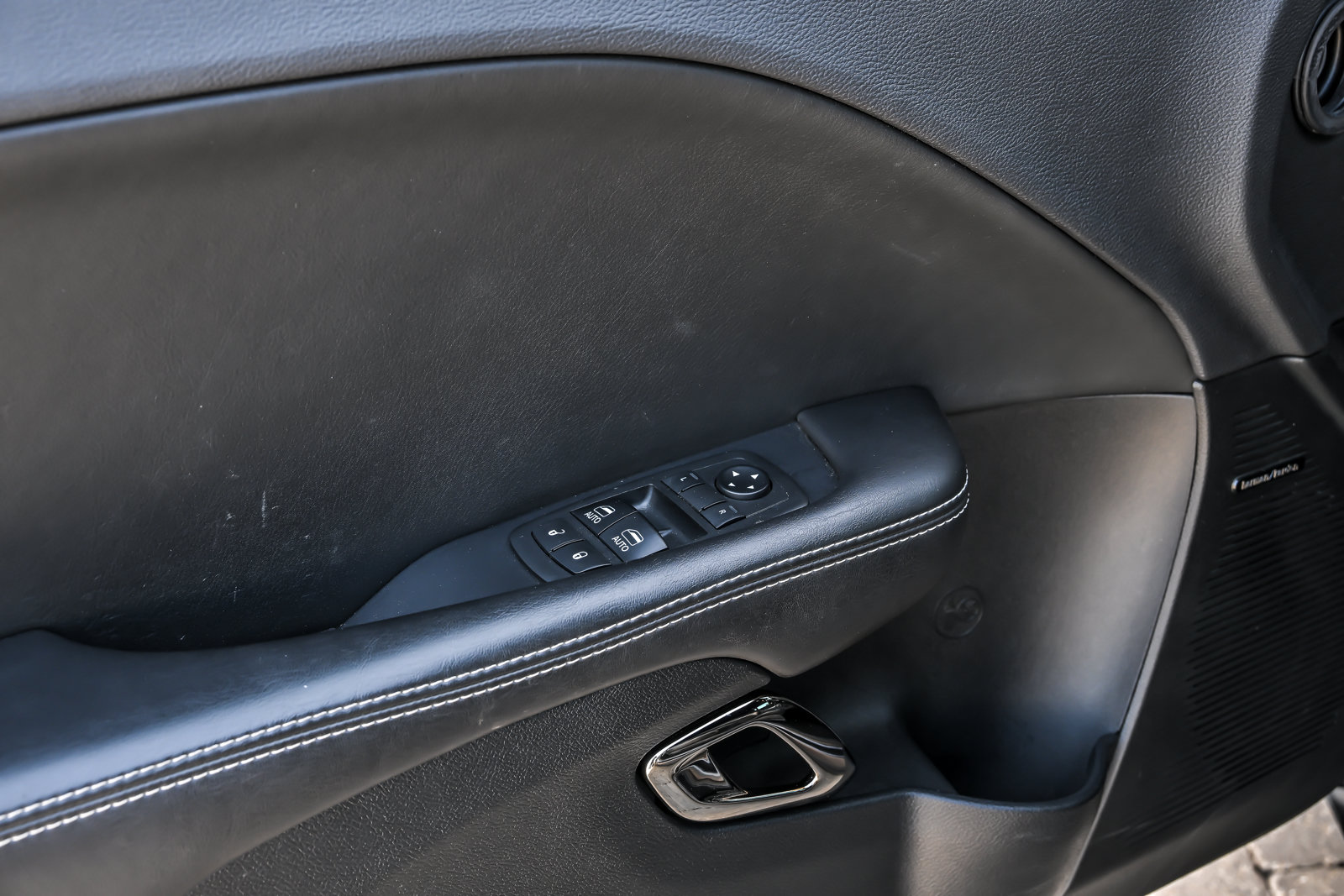 Used 2018 Dodge Challenger SRT Hellcat RWD image 19