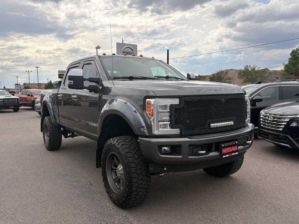 Used 2018 Ford F250 Platinum w/ Platinum Ultimate Package AWD/4WD image 7