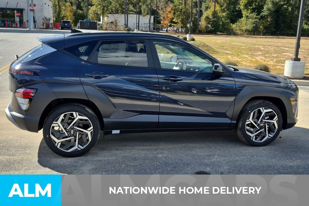 Used 2026 Hyundai Kona SEL Premium image 4