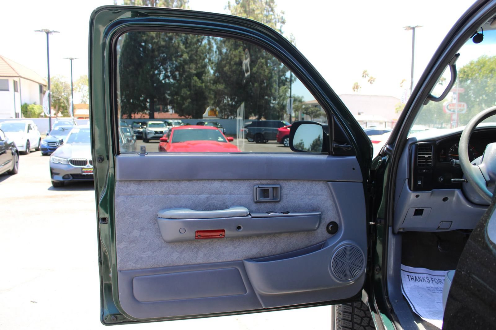 Used 2000 Toyota Tacoma 4x4 Xtracab V6 image 7