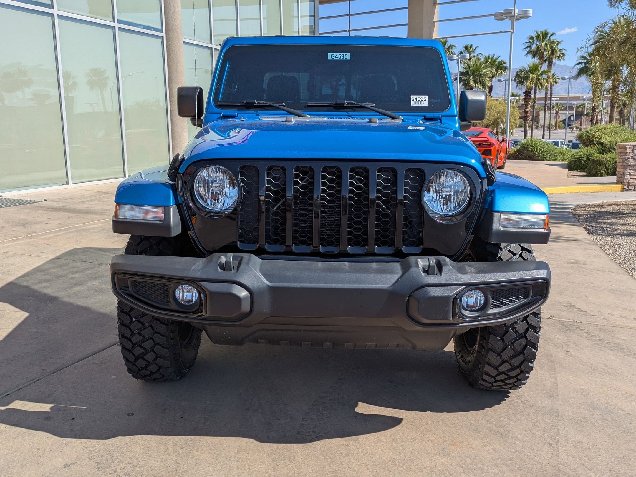 Used 2021 Jeep Gladiator Willys AWD/4WD image 8
