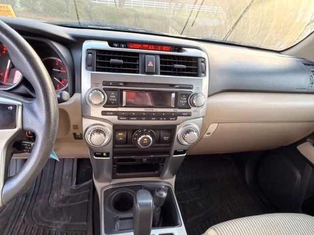 Used 2010 Toyota 4Runner SR5 image 2