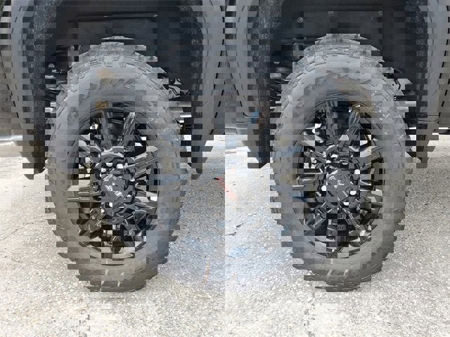 New 2026 GMC Sierra 3500 AT4 w/ AT4 Premium Plus Package image 6