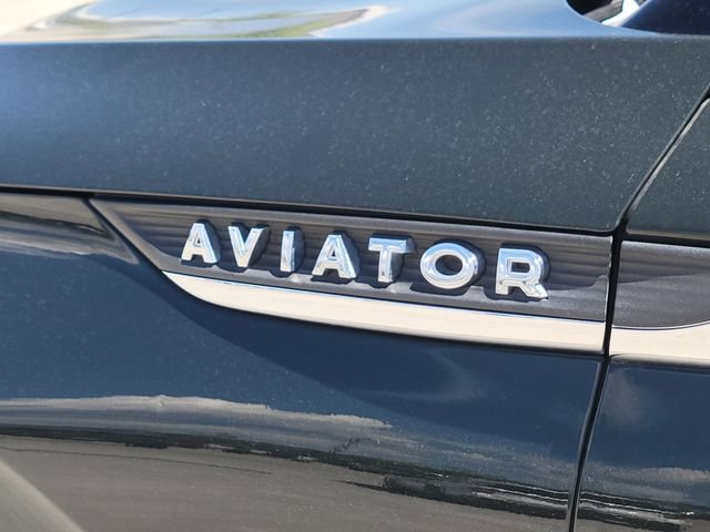 Used 2022 Lincoln Aviator AWD w/ Premium Package image 15