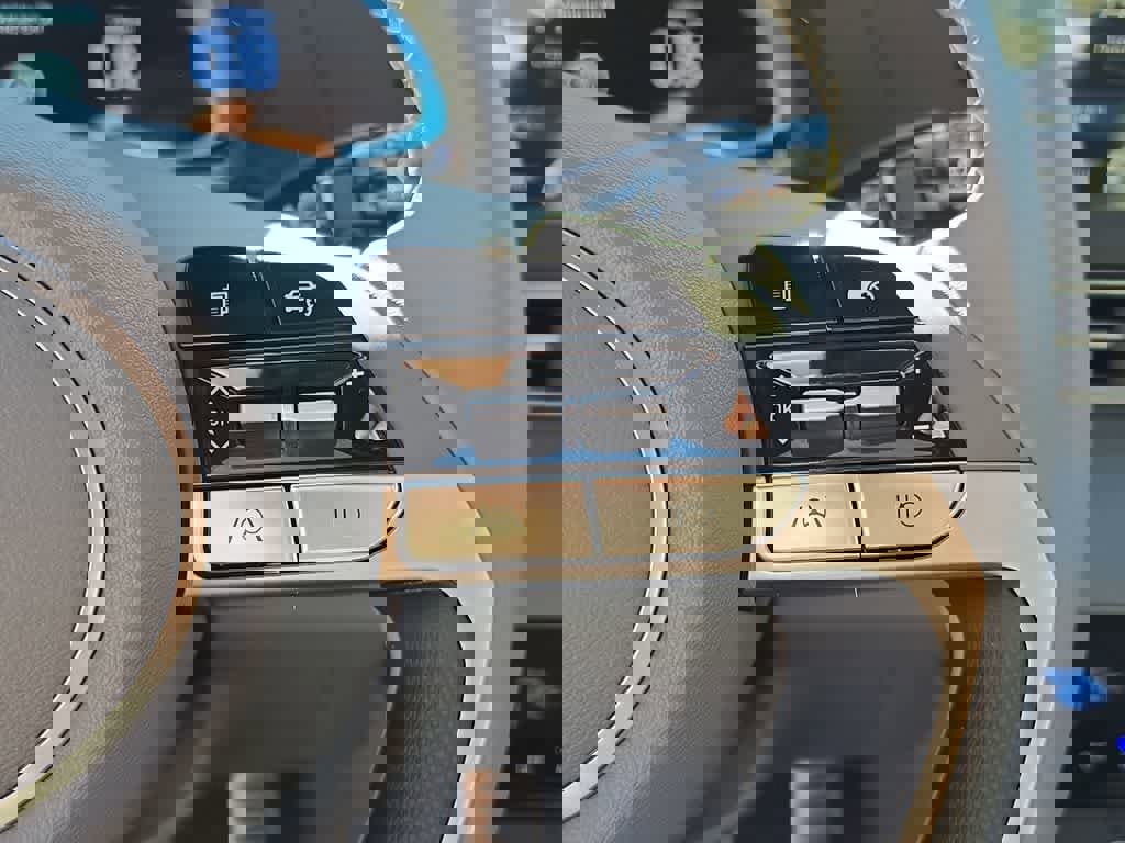 New 2026 Hyundai Elantra Sport image 25