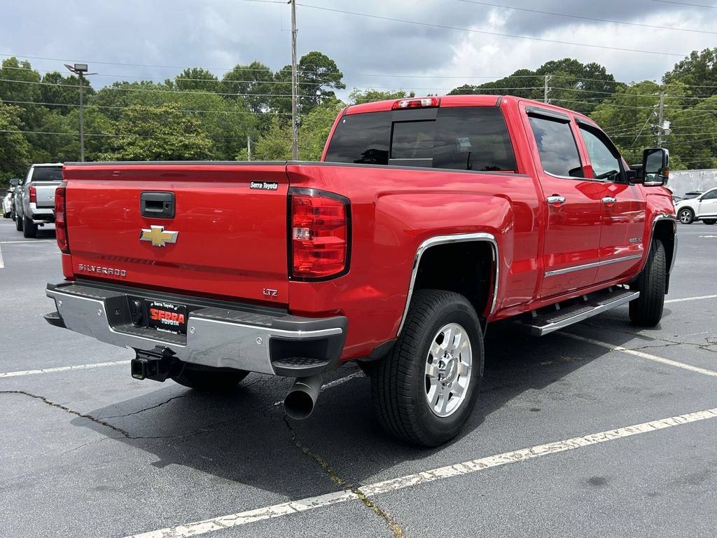 Used 2015 Chevrolet Silverado 2500 LTZ w/ Duramax Plus Package RWD image 3
