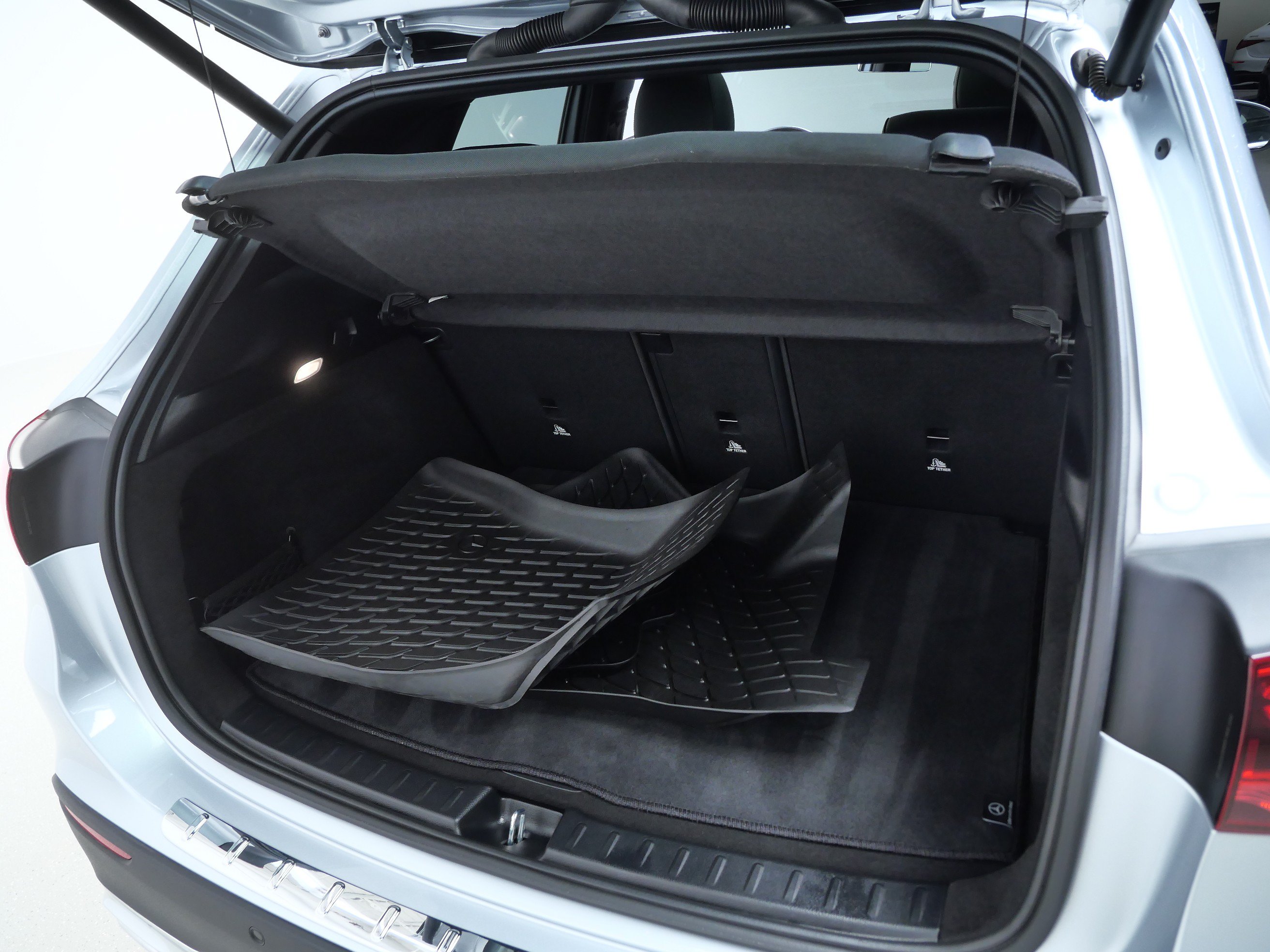 Certified 2025 Mercedes-Benz GLA 250 4MATIC image 7