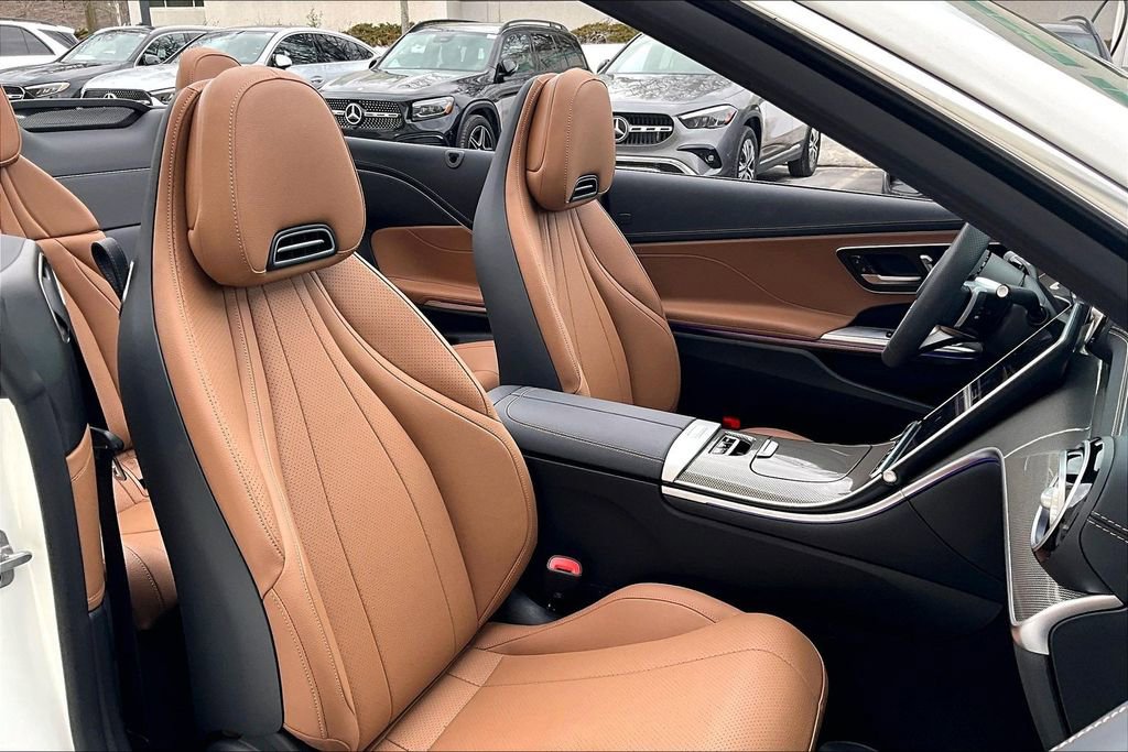 Certified 2024 Mercedes-Benz CLE 450 4MATIC Cabriolet image 7