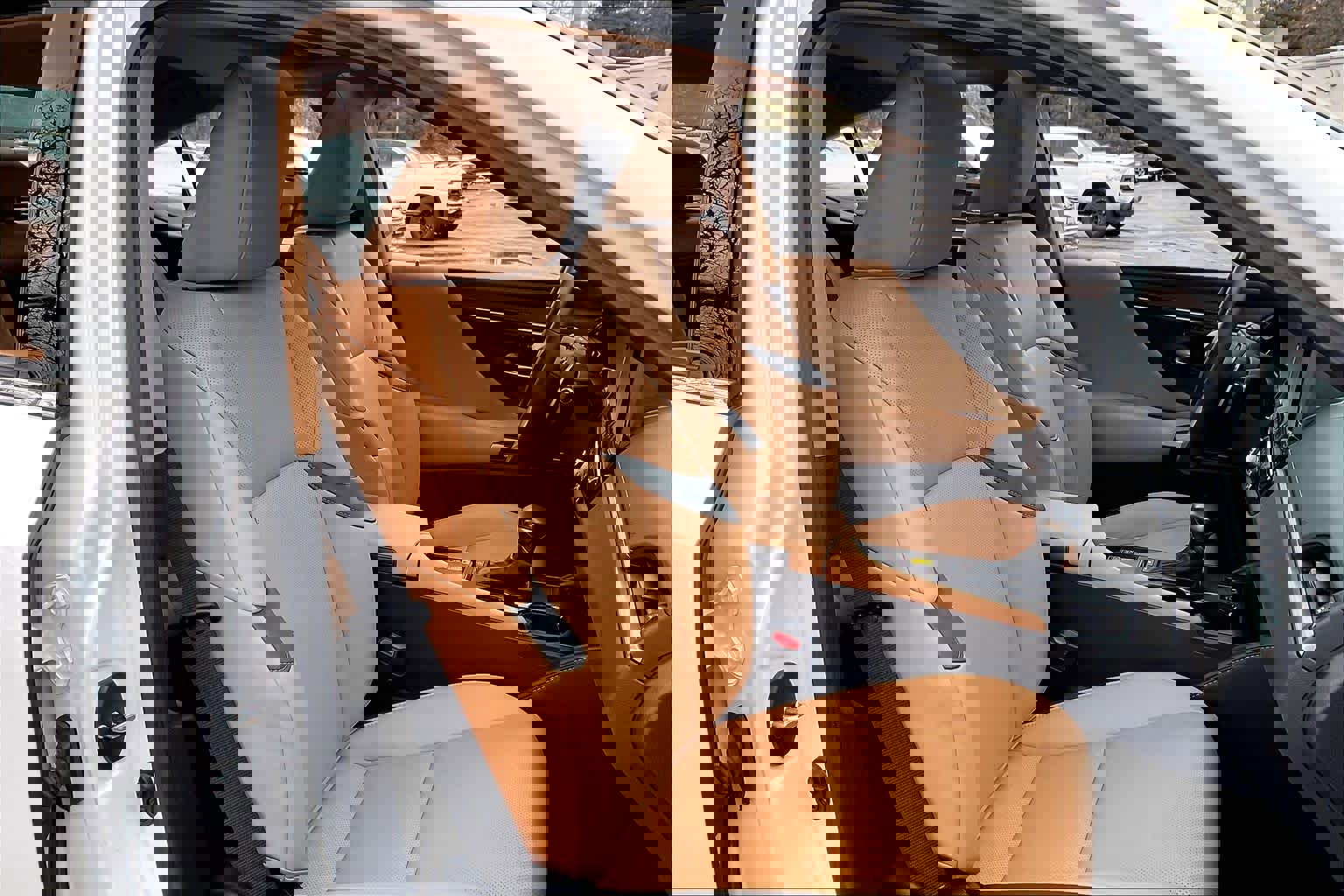 Used 2024 Lexus ES 300h w/ Premium Package image 9