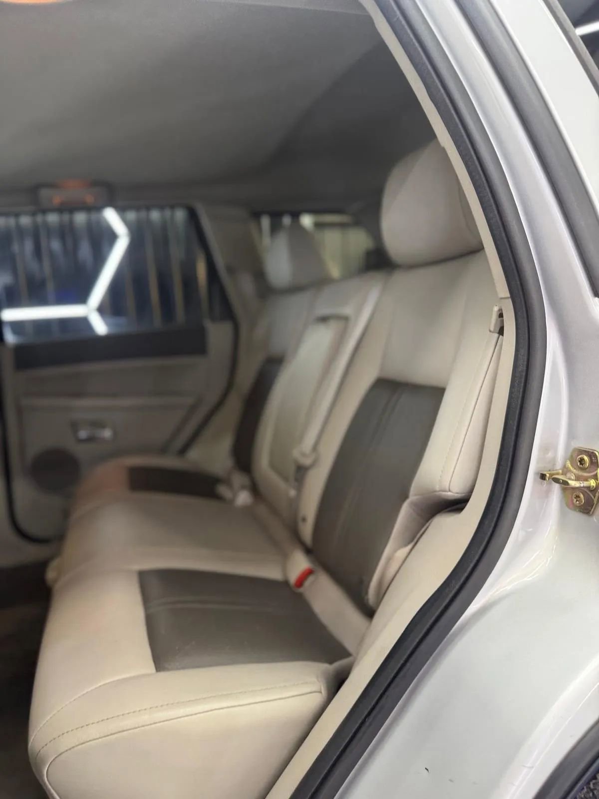 Used 2007 Jeep Grand Cherokee Limited image 42