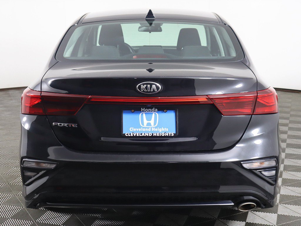 Used 2020 Kia Forte LXS FWD image 9