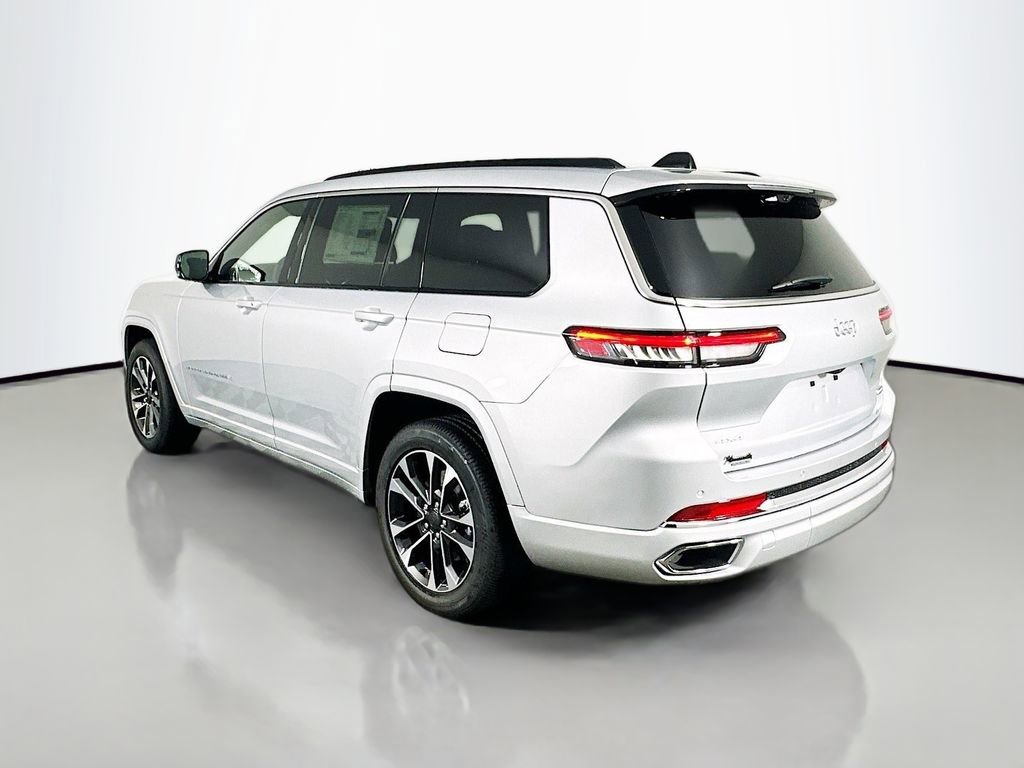 New 2025 Jeep Grand Cherokee L Overland w/ Luxury Tech Group IV image 5