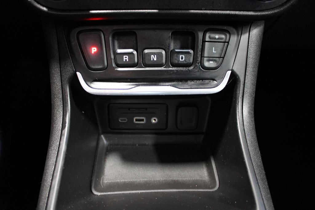 Used 2020 GMC Terrain SLE w/ Driver Convenience Package AWD/4WD image 19