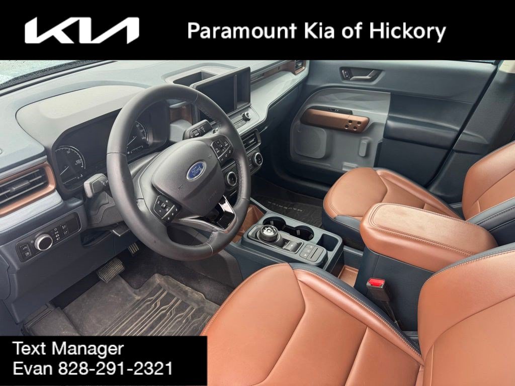 Used 2023 Ford Maverick Lariat FWD image 5