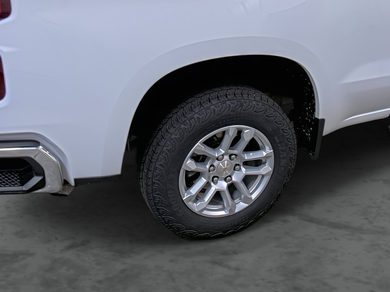 Used 2024 Chevrolet Silverado 1500 LT w/ Protection Package AWD/4WD image 12
